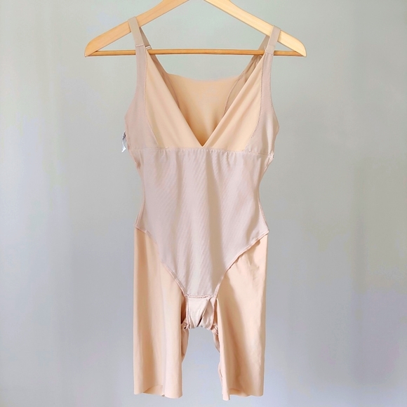 Flexees Maidenform Shapewear Singlet Bodysuit Size Small - Picture 14 of 16